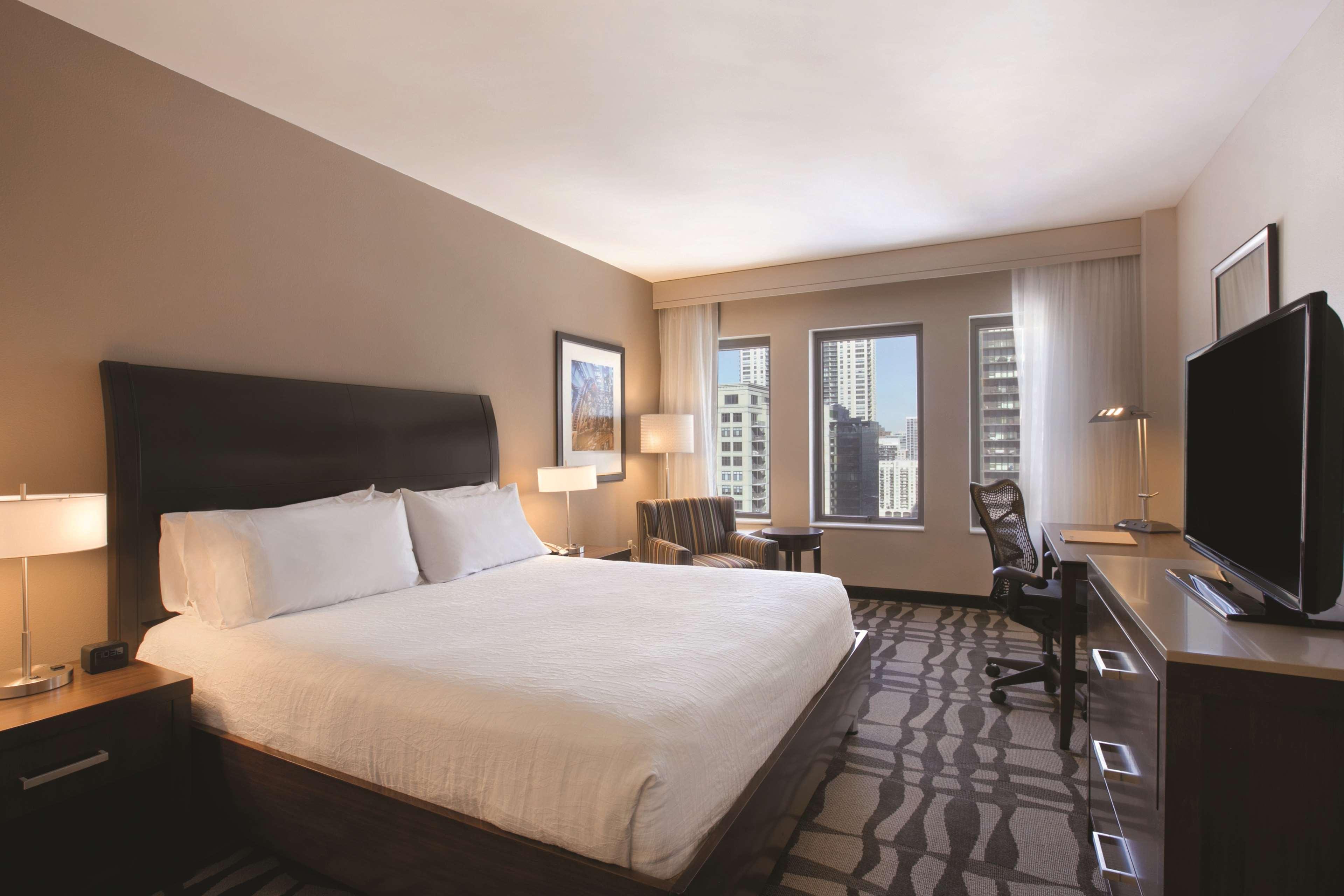Hilton Garden Inn Chicago Downtown/Magnificent Mile Extérieur photo