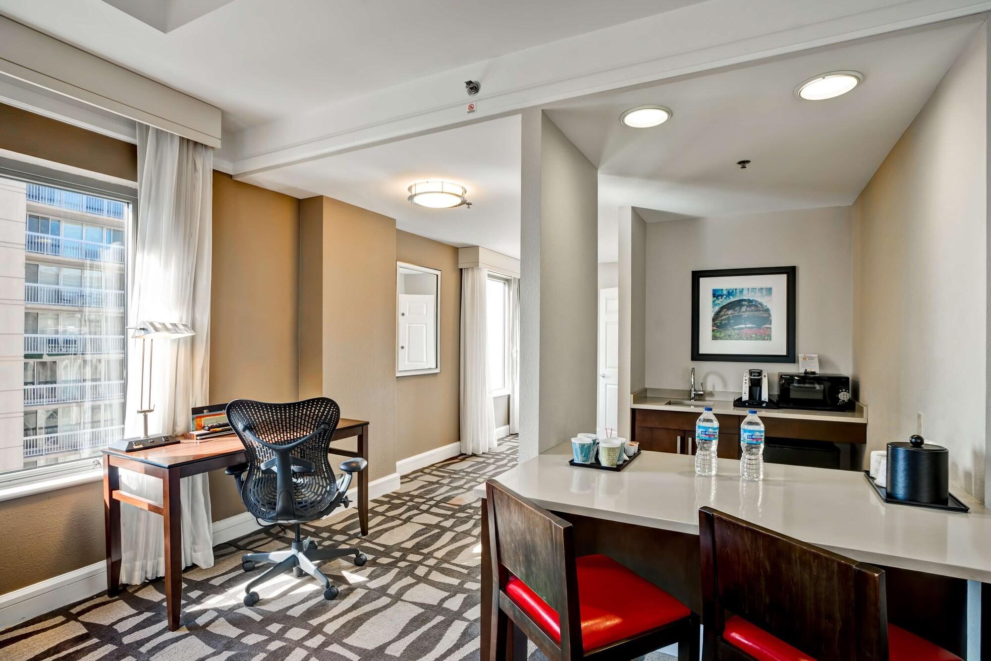 Hilton Garden Inn Chicago Downtown/Magnificent Mile Extérieur photo