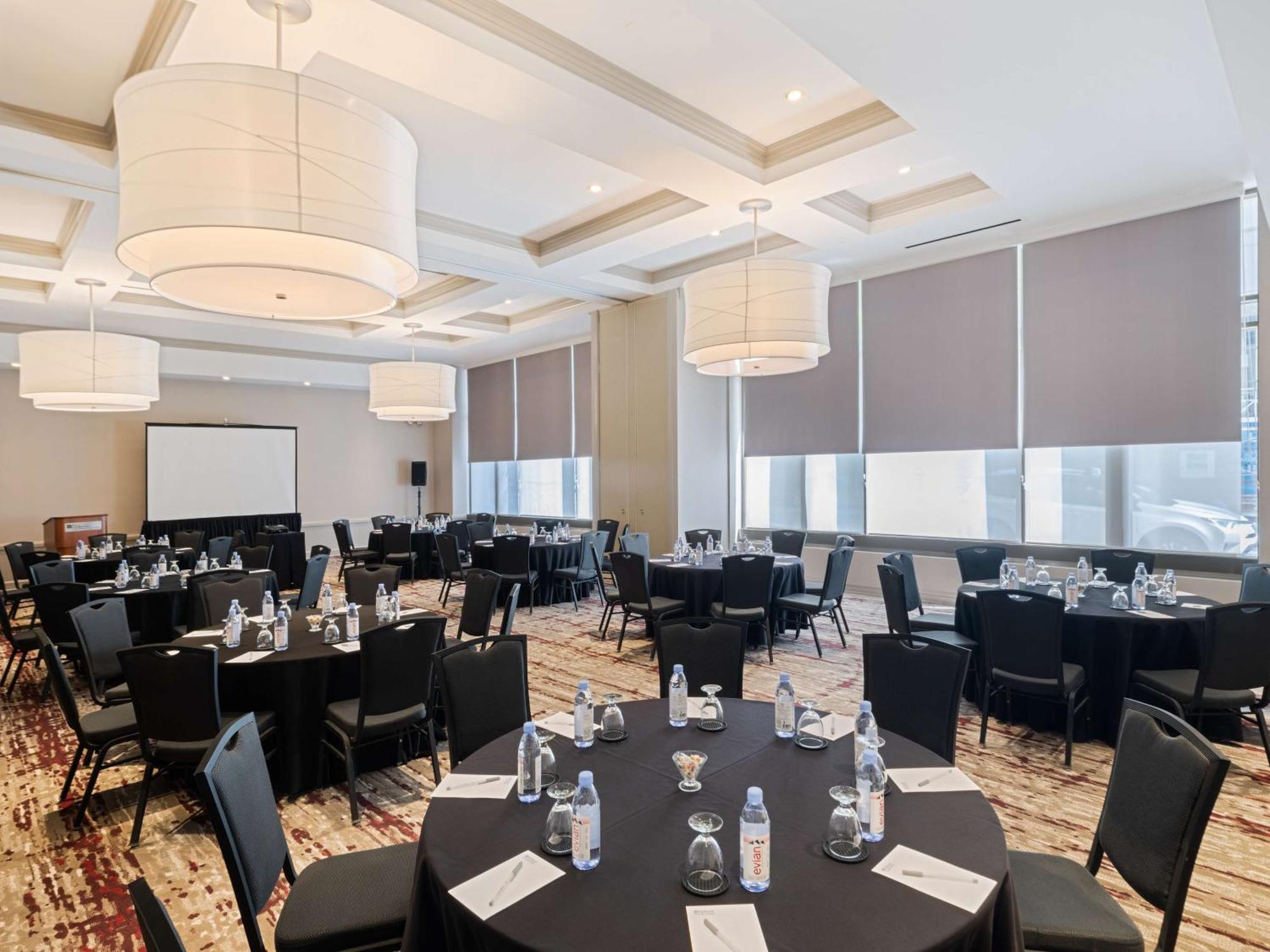 Hilton Garden Inn Chicago Downtown/Magnificent Mile Extérieur photo